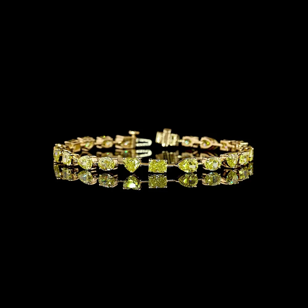 18K Yellow Gold Mixed Shape Station Bracelet with Fancy Vivid Yellow Lab Diamonds - 11.69 Carat Total Weight - Covaloro Fine Jewelry - Image 3