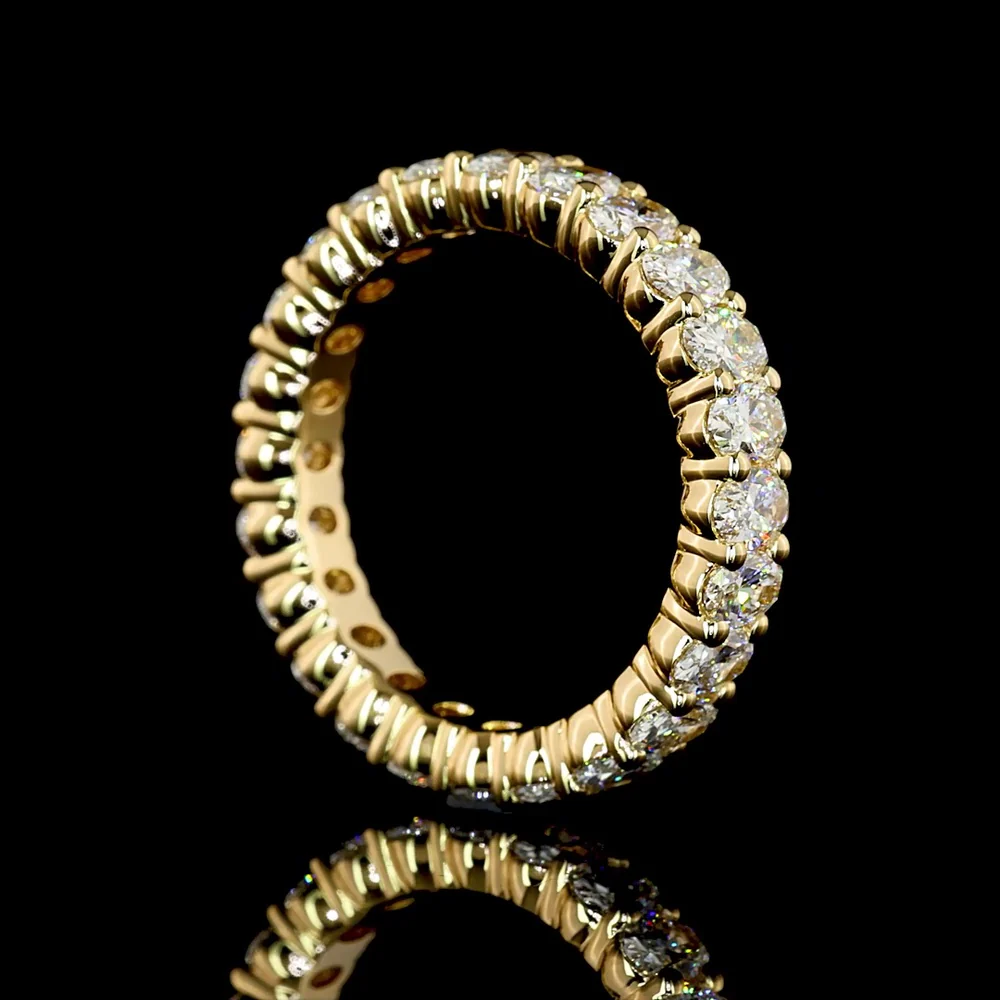 18K Yellow Gold Oval Cut Lab Diamond Eternity Band - 2.61 Carat Total Weight, E-F Color, VS Clarity, 24 Stones - Covaloro Fine Jewelry - Image 3