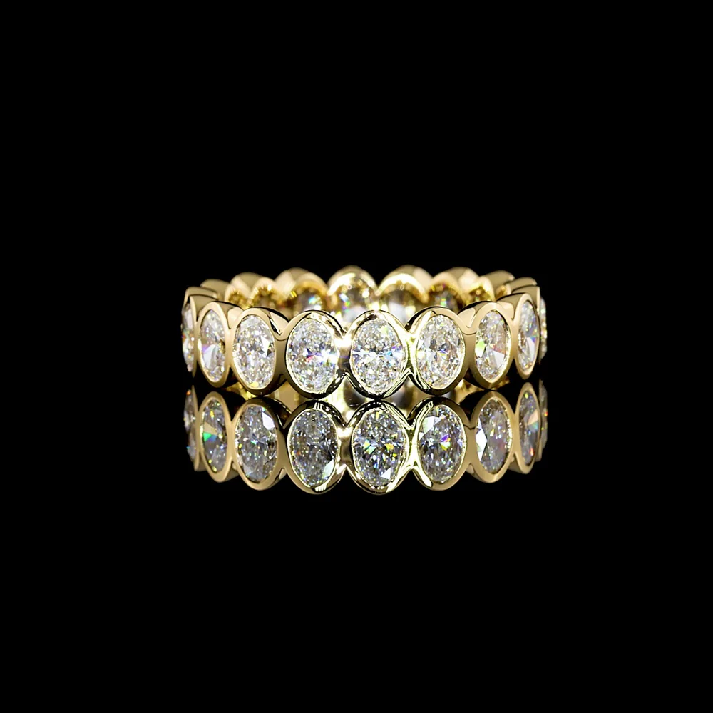 18K Yellow Gold Oval Lab Diamond Eternity Band with Bezel Setting - 2.61 Carat Total Diamond Weight, 18 Stones F VS2 - Covaloro Fine Jewelry