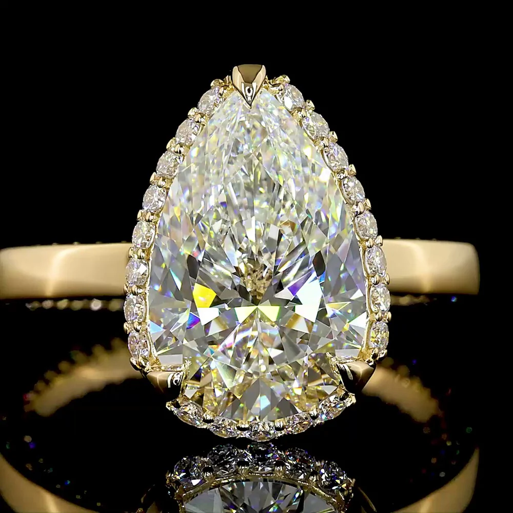 18K Yellow Gold Pear Shape Halo Ring with 3.02 Carat E VVS2 Lab Diamond Center and 0.81 Carat Brilliant Cut Lab Diamond Halo - 3.83 Carat Total Diamond Weight - Covaloro Fine Jewelry - Image 2