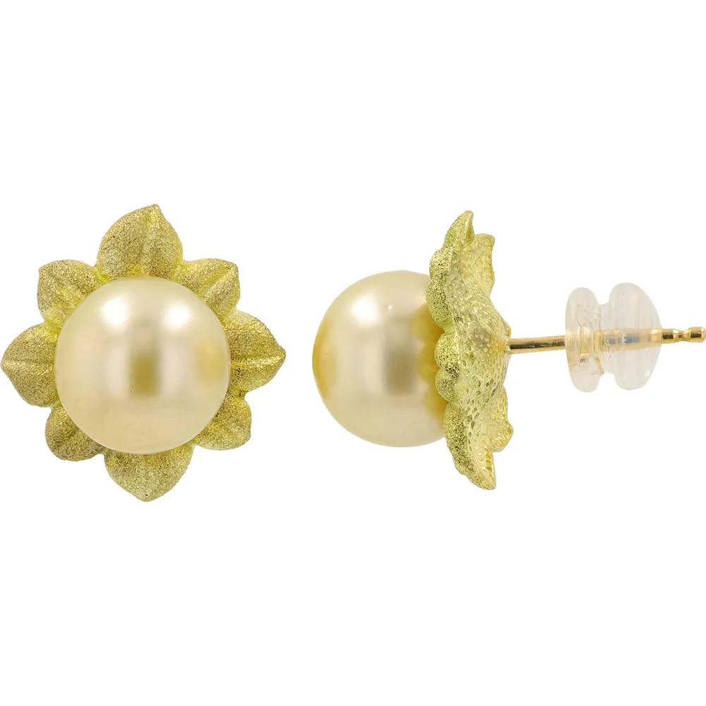 18K Yellow Gold Pearl Flower Stud Earrings with 10.2mm Round Pearls - Total Gem Weight 20.4mm - Image 2