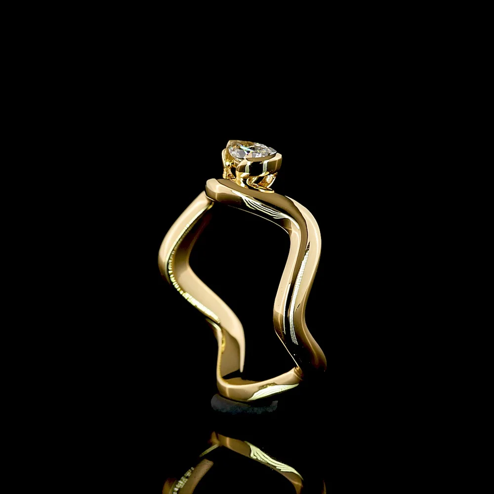 18K Yellow Gold Solitaire Eternity Band with East-West Half Bezel Set Pear Shape Lab Diamond - 1.02 Carat Total Weight - Covaloro Fine Jewelry - Image 3