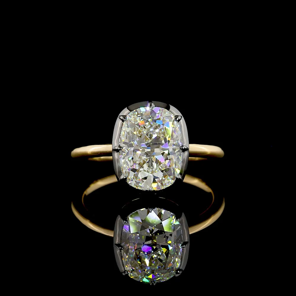 18K Yellow Gold Solitaire Ring with 2.74 Carat Cushion Brilliant Lab-Grown Diamond, Black Rhodium Accent & IGI Certification - Covaloro Fine Jewelry