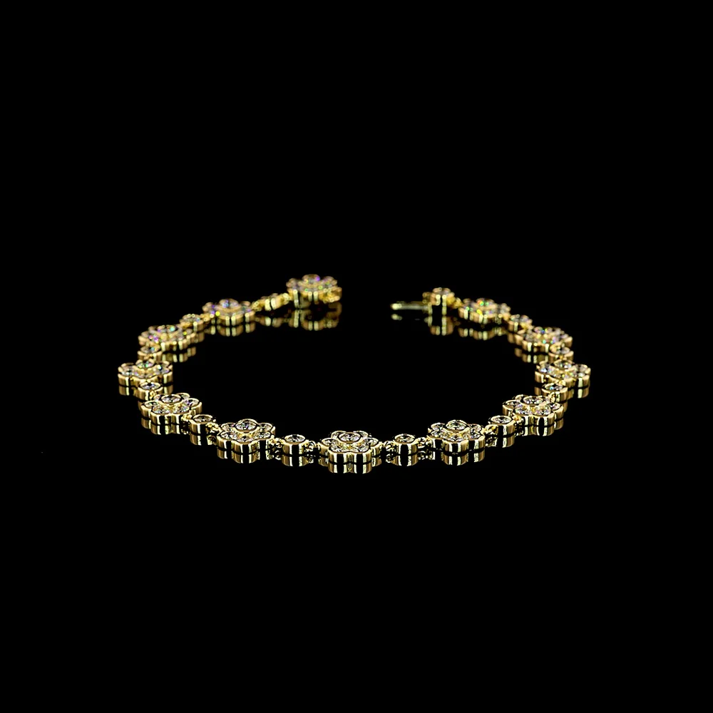 18K Yellow Gold Special Link Bracelet with 96 Bezel Set Round Lab Diamonds - 8.01 Carat Total Diamond Weight - Covaloro Fine Jewelry
