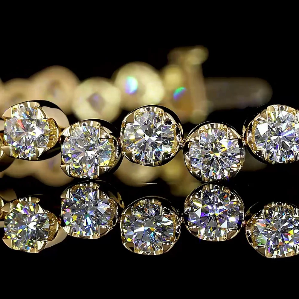 18K Yellow Gold Tennis Bracelet with 42 Round Brilliant Cut Lab Diamonds - 6.87 Carat Total Weight, E-F Color, VS2 Clarity - Covaloro Fine Jewelry - Image 2