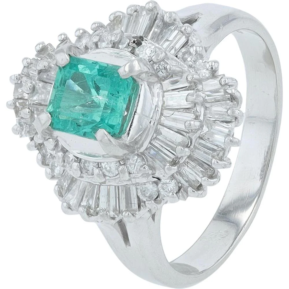 Platinum 0.74 Carat Emerald Center Ring with Baguette Diamonds - 1.01 Carat Total Diamond Weight