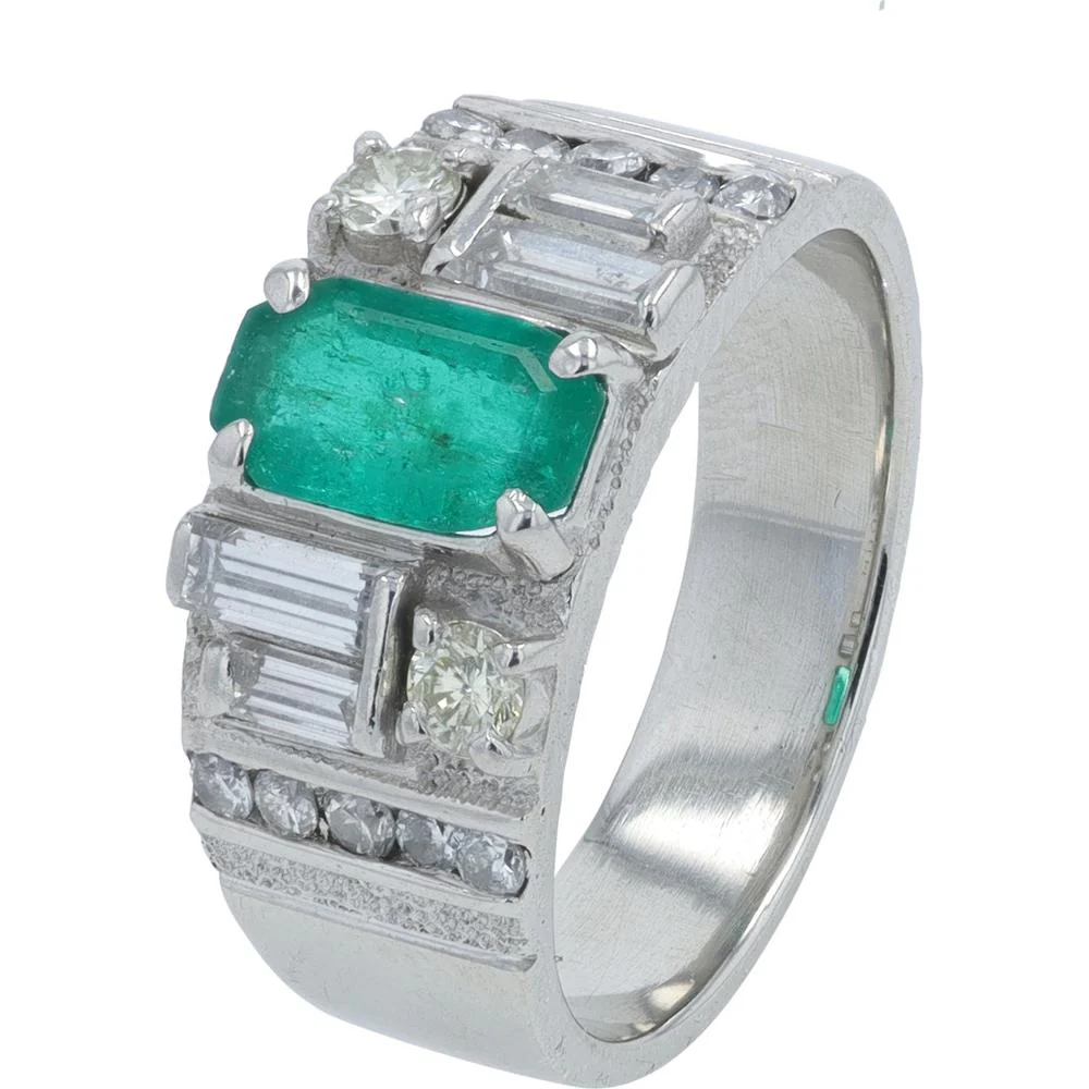 Platinum 0.76 Carat Emerald Ring with 0.80 Carat Baguette and Round Diamonds