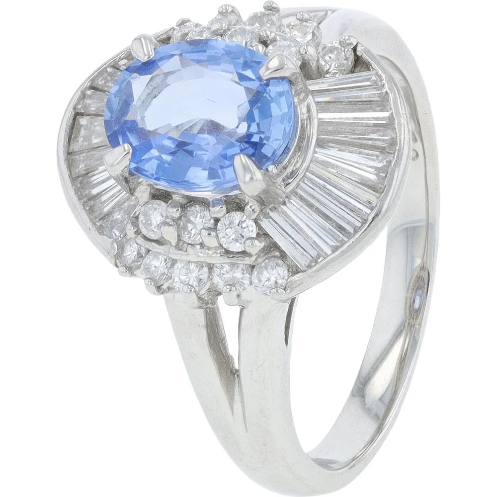 Platinum 1.36 Carat Oval Sapphire Ring with 0.72 Carat Diamond Halo
