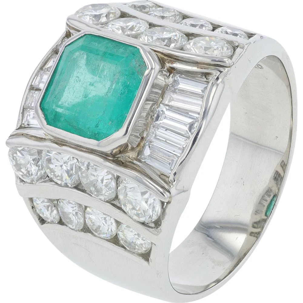 Platinum 1.98 Carat Emerald Ring with 3.07 Carats Round and Baguette Diamonds