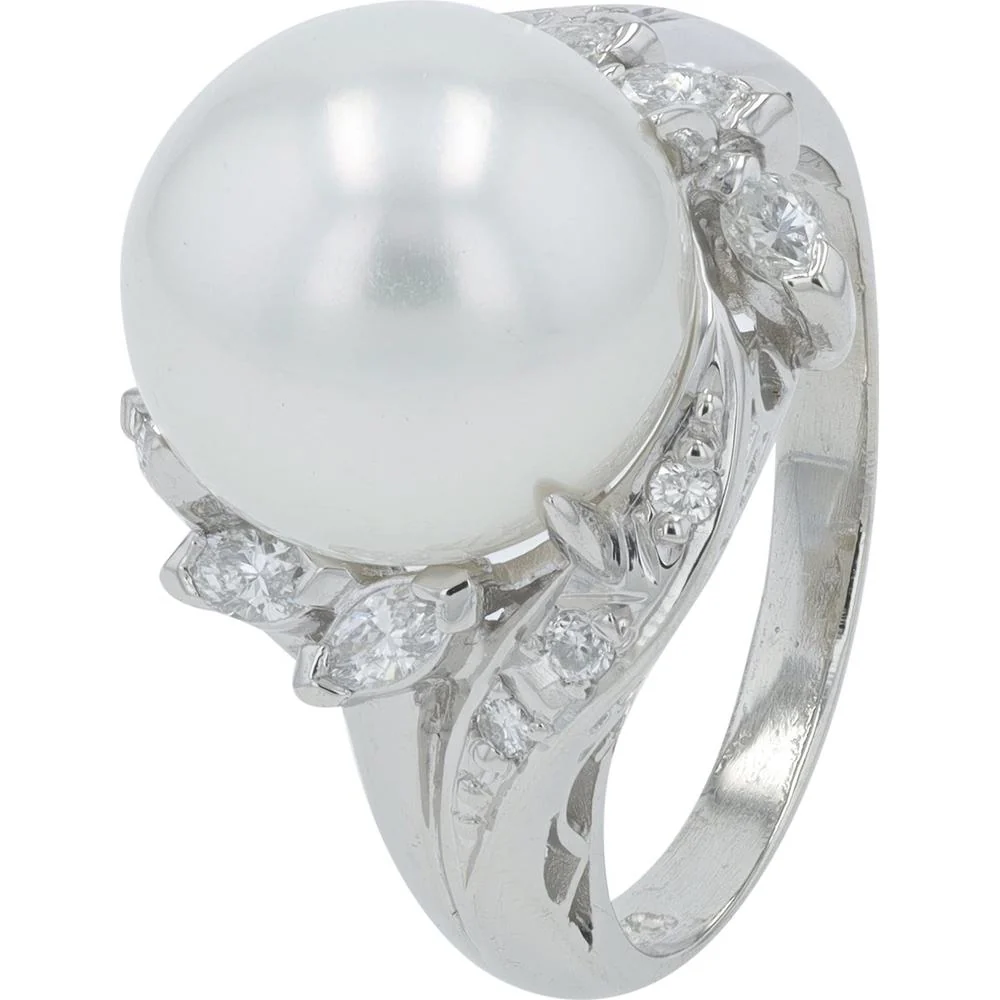 Platinum 10.9mm Pearl Ring with 0.30 Carat Total Diamond Accents
