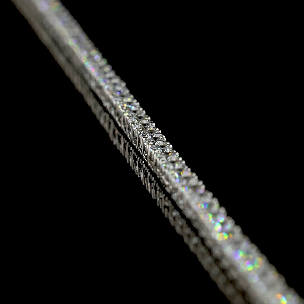 Platinum 17.5-Inch Tennis Necklace with 196 Round Brilliant Cut Natural Diamonds - 5.35 Total Carat Weight, G-H Color, SI Clarity - Covaloro Fine Jewelry - Image 3