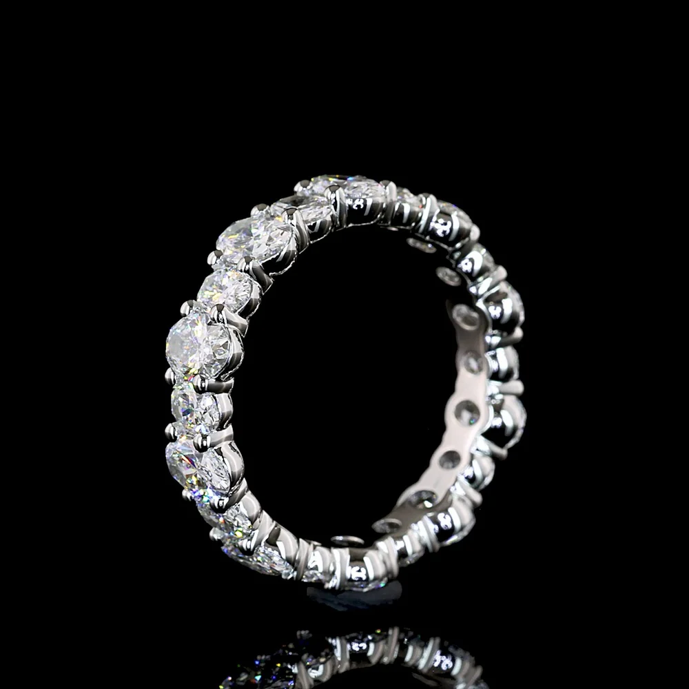 Platinum 3.4 Carat Total Weight Eternity Band with 20 North-South Set Oval Cut Lab Diamonds, E-F Color VS Clarity - Covaloro Fine Jewelry - Image 4