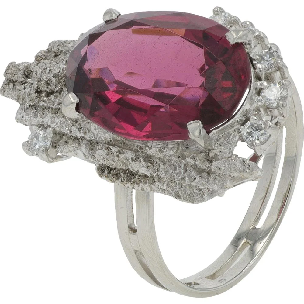 Platinum 5.24 Carat Rhodolite Garnet Ring with 0.08 Carat Diamond Accents - 900 Platinum