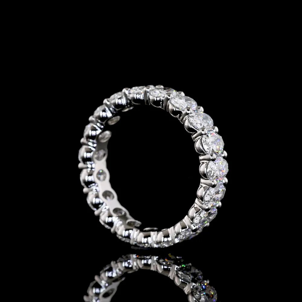 Platinum Eternity Band with 19 North-South Set Oval Cut Lab Diamonds - 2.72 Carat Total Weight, E-F Color VS1 Clarity - Covaloro Fine Jewelry - Image 3