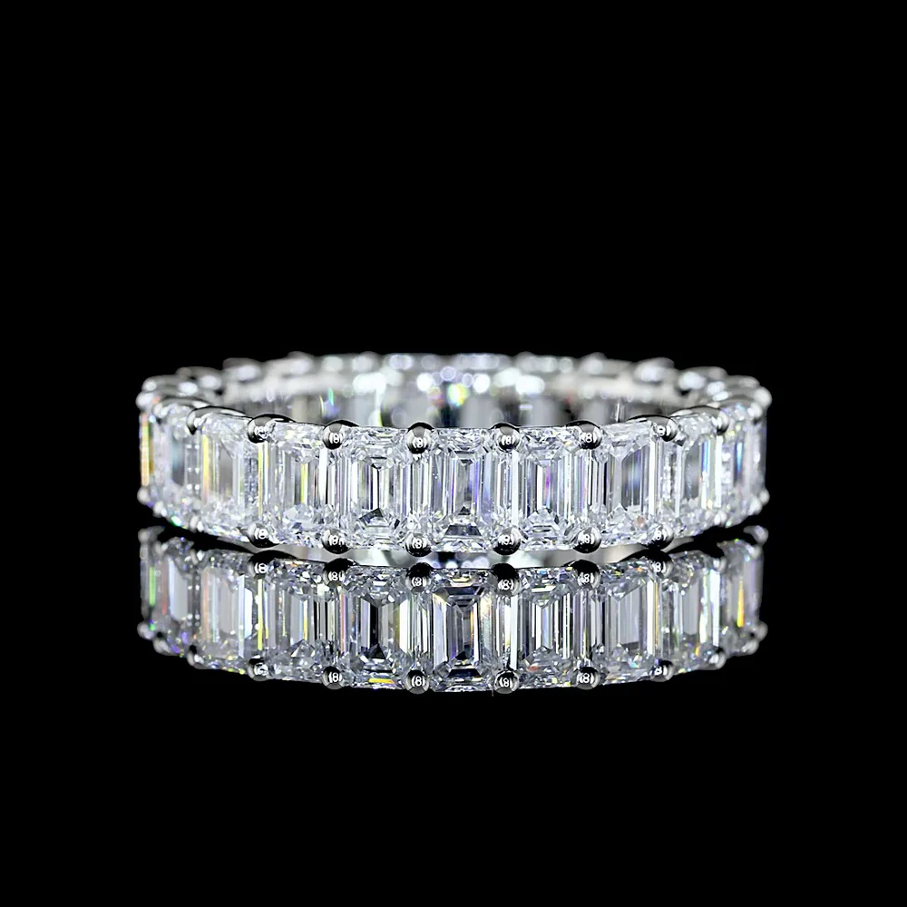 Platinum Eternity Band with 23 Emerald Cut Lab Diamonds in Prong Setting - 3.50 Carat Total Weight (E-F Color, VS2 Clarity) - Covaloro Fine Jewelry