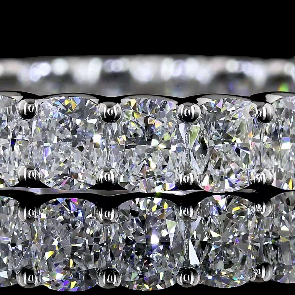 Platinum Eternity Band with 24 U-Prong Set Cushion Brilliant Cut Lab Diamonds - 2.91 Carat Total Diamond Weight E-F VS - Covaloro Fine Jewelry - Image 2