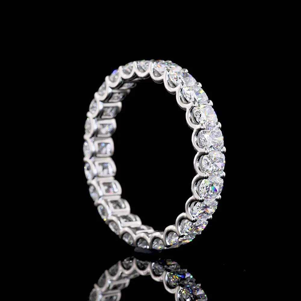 Platinum Eternity Band with 24 U-Prong Set Cushion Brilliant Cut Lab Diamonds - 2.91 Carat Total Diamond Weight E-F VS - Covaloro Fine Jewelry - Image 3