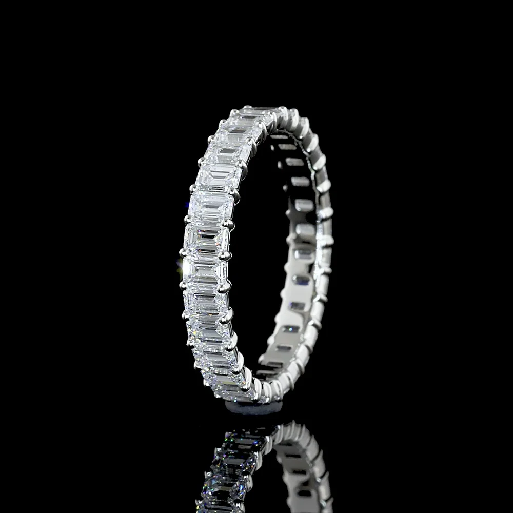 Platinum Eternity Band with 29 Emerald Cut Lab Diamonds - 2.16 Total Carat Weight, D VS1 Clarity - Covaloro Fine Jewelry - Image 3