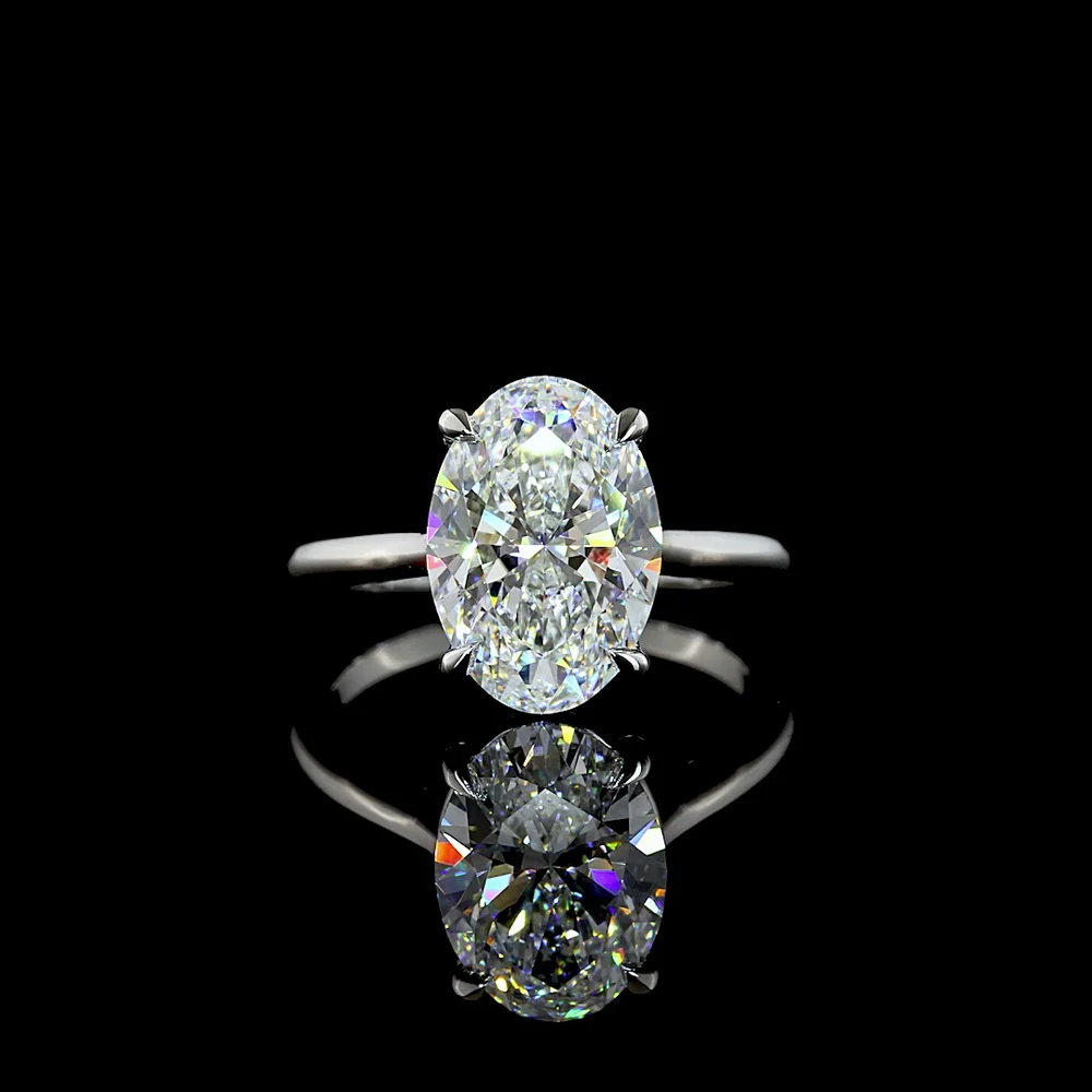 Platinum Oval Cut Solitaire Engagement Ring with 3.56 Carat E-F Color VVS2 Clarity Lab Diamond - IGI Certified - Covaloro Fine Jewelry