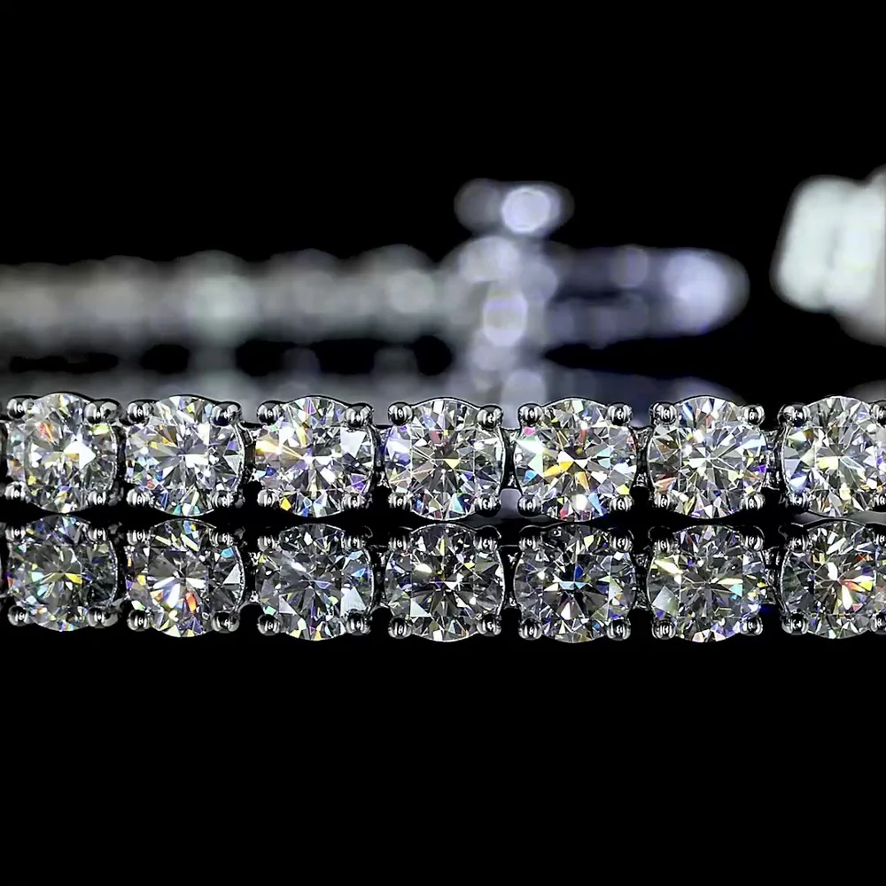 Platinum Tennis Bracelet with 59 Prong-Set Round Brilliant Cut Natural Diamonds - 5.18 Carat Total Weight, E-F VS+ Clarity - Covaloro Fine Jewelry - Image 2