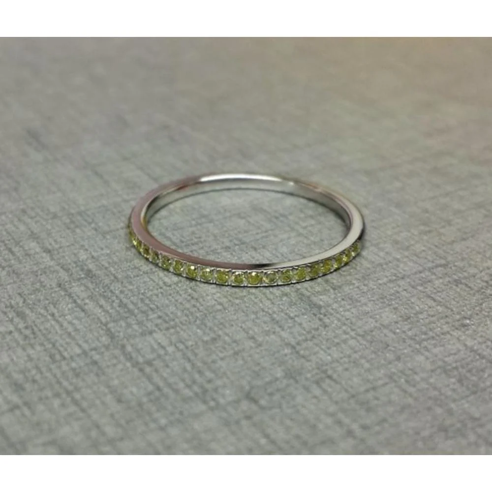 Roman & Jules - 14K White Gold Band with 0.12 Carat Fancy Yellow Round Diamonds - Size 5.5