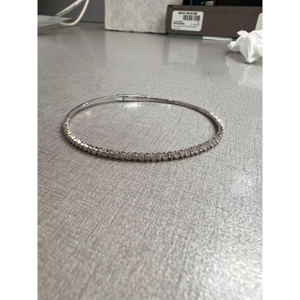 Roman & Jules - 14K White Gold Diamond Bangle with 0.72 Carats Round Diamonds