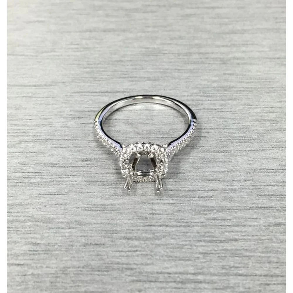 Roman & Jules - 14K White Gold Halo Ring with 0.40 Carat Round Diamond in Micropavé Setting