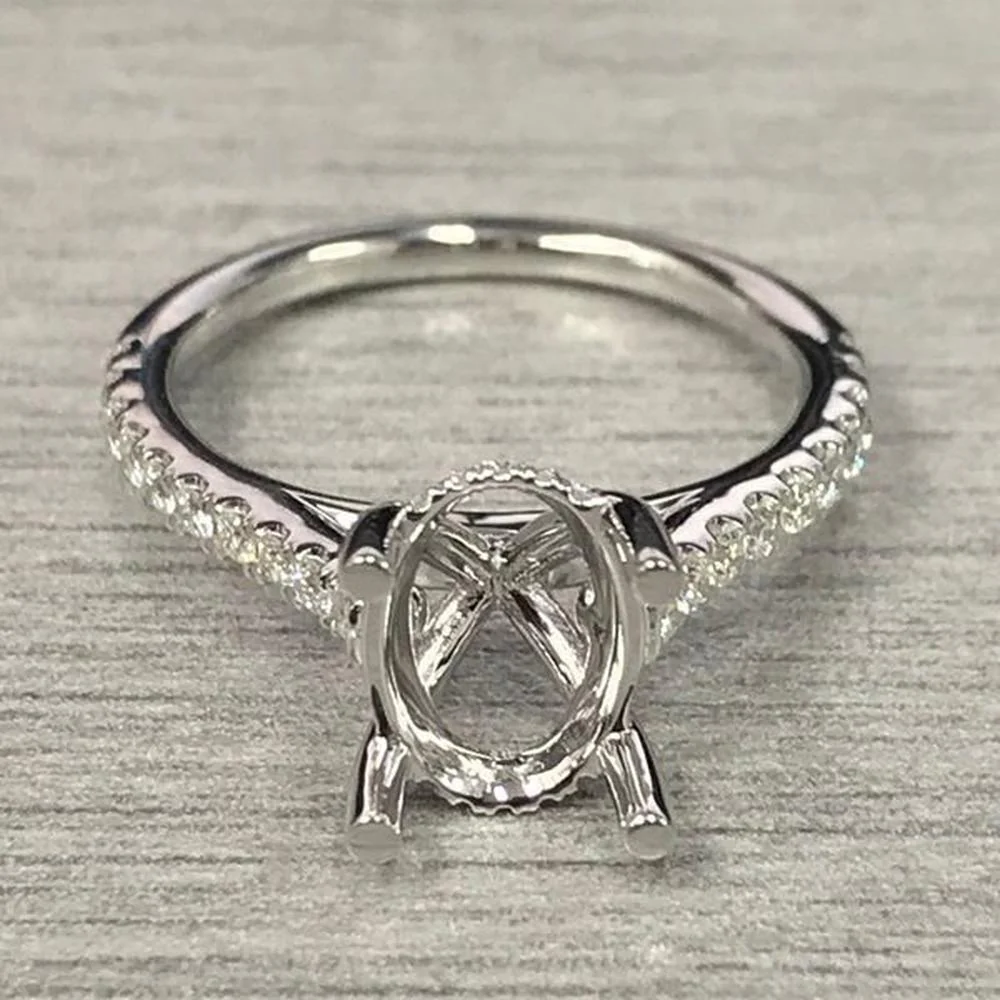 Roman & Jules - 14K White Gold Oval Diamond Ring with Micropavé Setting and Hidden Half-Halo - 0.28 Carat Total Diamond Weight
