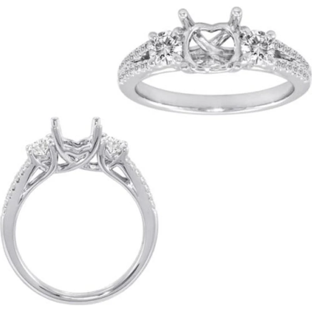 Roman & Jules - 14K White Gold Round Diamond Ring with Split Shank Design - 0.55 Carat Total Diamond Weight