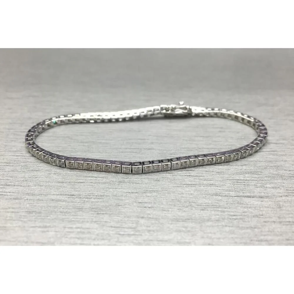 Roman & Jules - 14K White Gold Tennis Bracelet with Round Diamonds - 0.88 Carat Total Diamond Weight