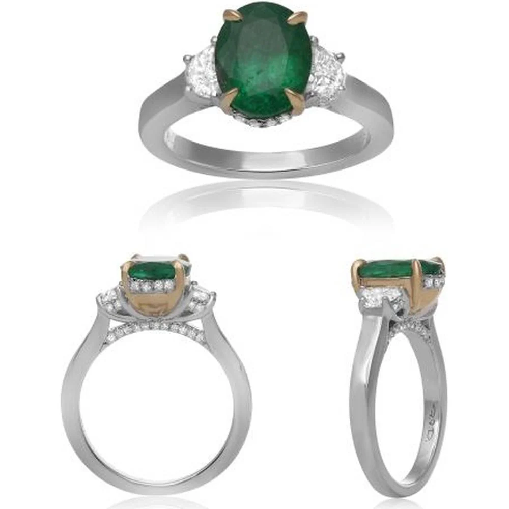 Roman & Jules - 18K White and Yellow Gold Oval Emerald Ring with Round Diamonds - 2.52 Carat Total Emerald Weight