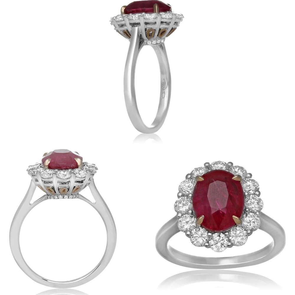 Roman & Jules - 18K White and Yellow Gold Prong Set Ruby and Diamond Halo Ring - 4.09 Carat Ruby, 0.50 Carat Diamond