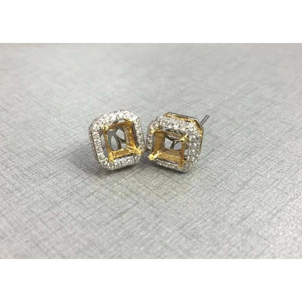Roman & Jules - 18K White and Yellow Gold Stud Earrings with Fancy Yellow Diamonds and Halo of Round White Diamonds - 1.20 Carat Total Diamond Weight