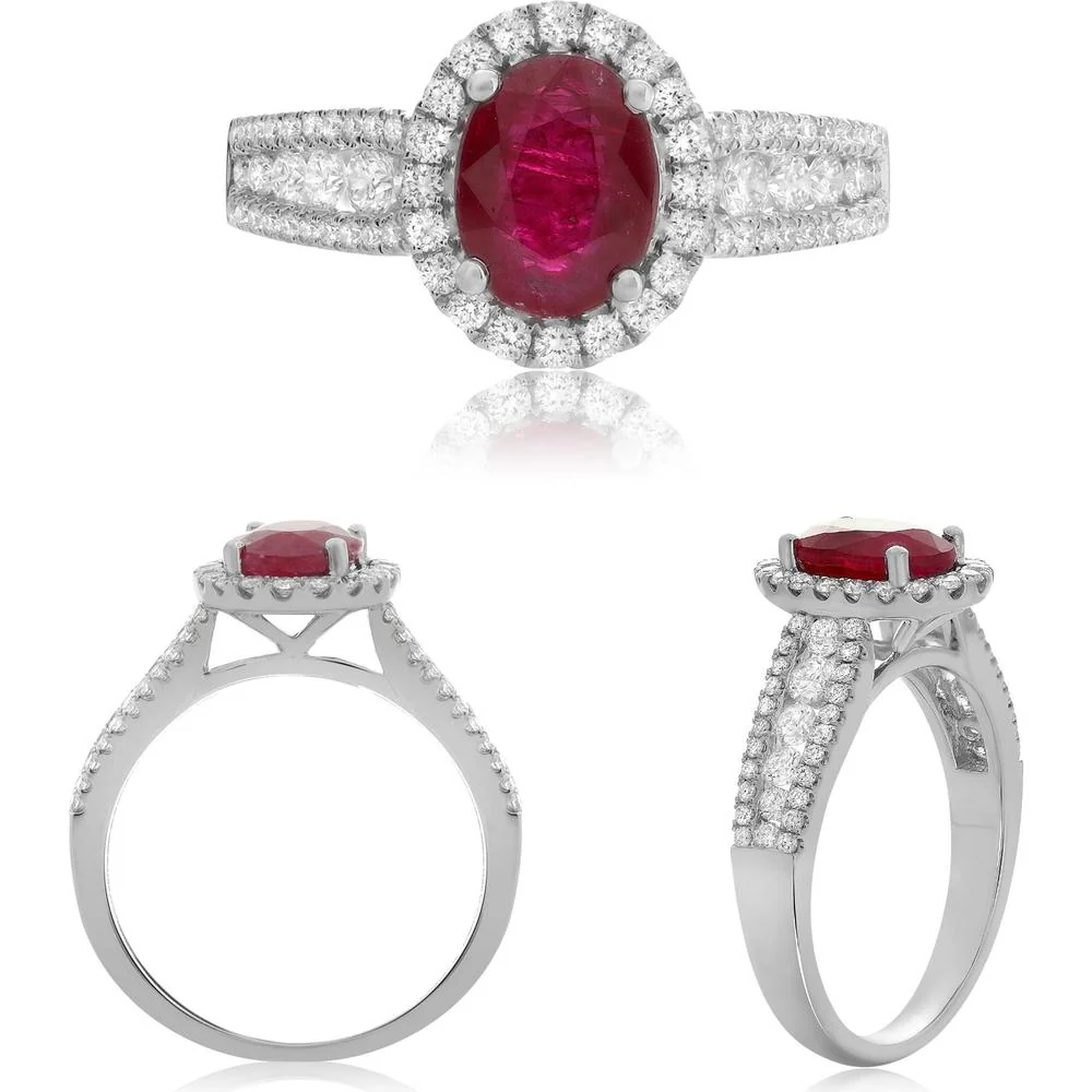 Roman & Jules - 18K White Gold Oval Ruby and Diamond Halo Ring - 1.53 Carat Ruby, 0.67 Carat Total Diamond Weight