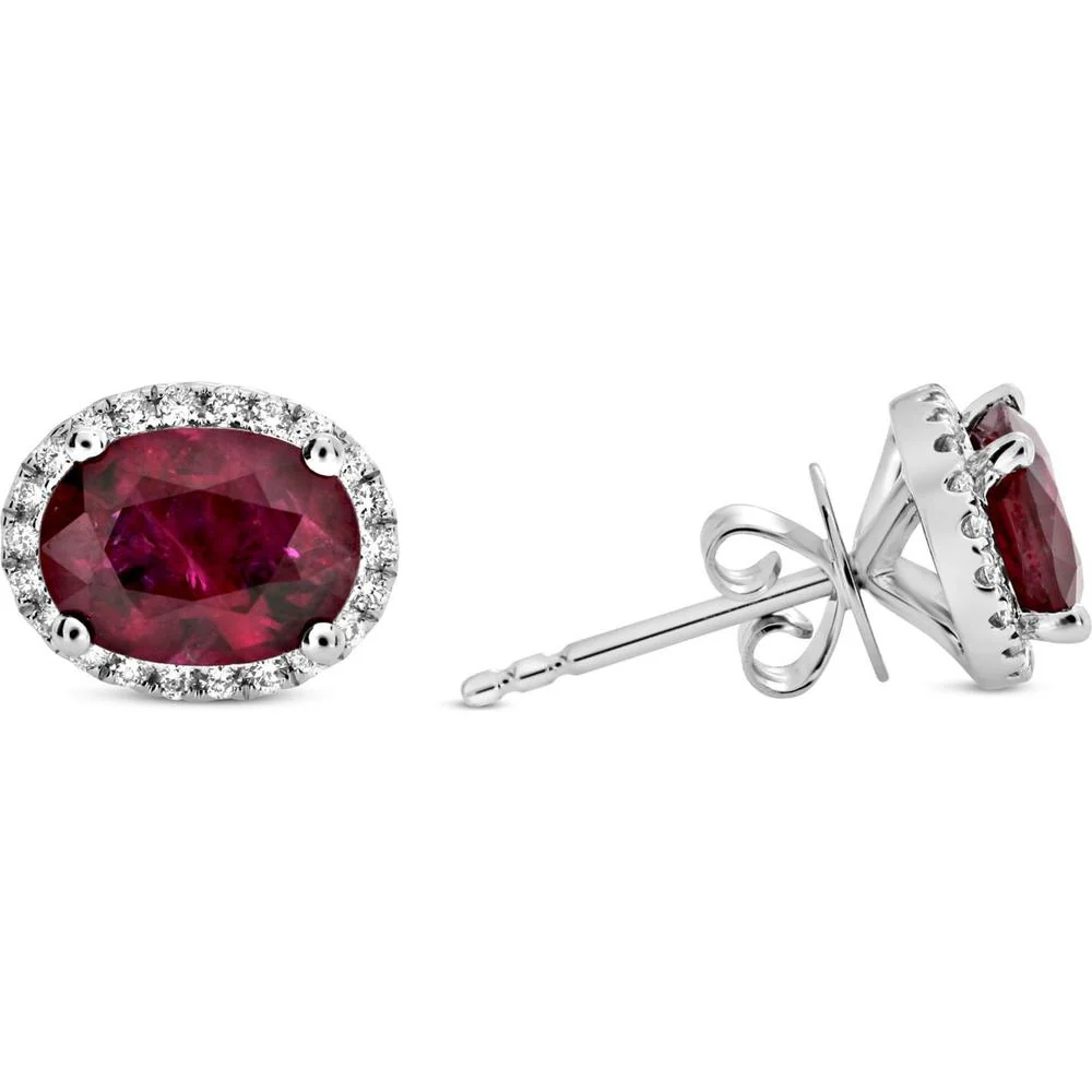Roman & Jules - 18K White Gold Oval Ruby Stud Earrings with Halo of Round Diamonds - 1.54 Carat Total Ruby Weight