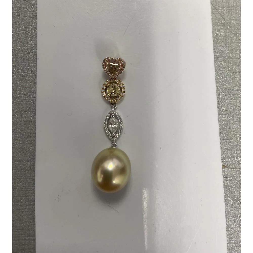 Roman & Jules - 18K White, Yellow, and Rose Gold Pearl and Diamond Pendant with Heart-Shaped, Round, and Marquise Diamonds - 0.79 Carat Total Diamond Weight