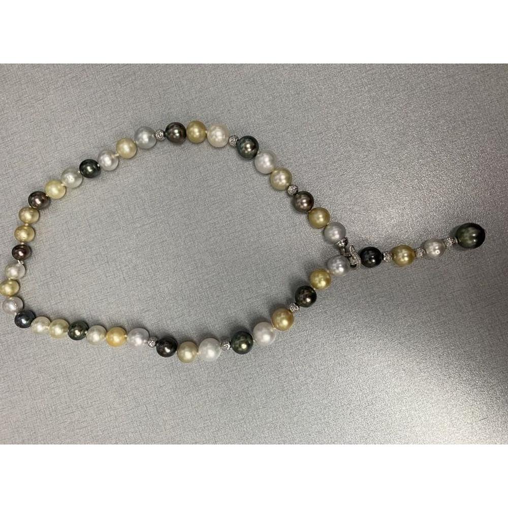 Roman & Jules - 18K Yellow Gold Pearl Necklace with Round Diamonds - 0.23 Carat Total Diamond Weight