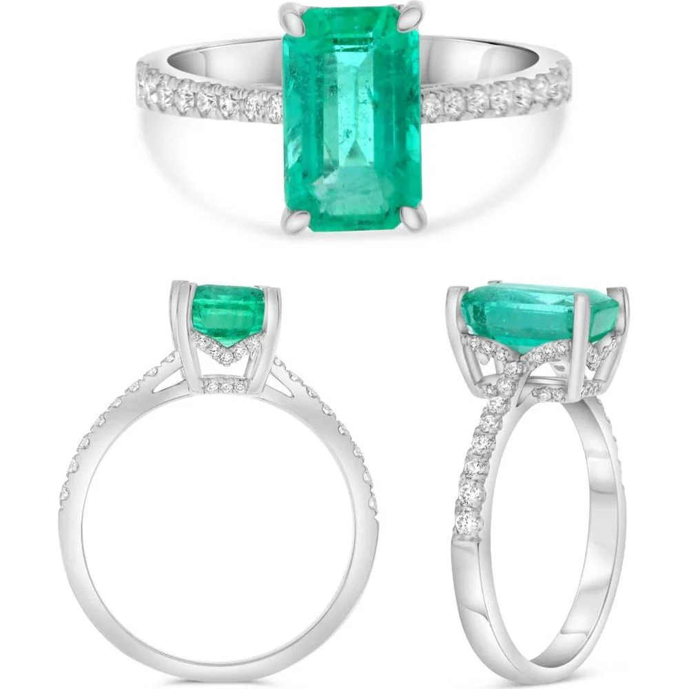Roman & Jules - Platinum Ring with 2.19 Carat Emerald-Cut Emerald and 0.27 Carat Diamond Pave Band