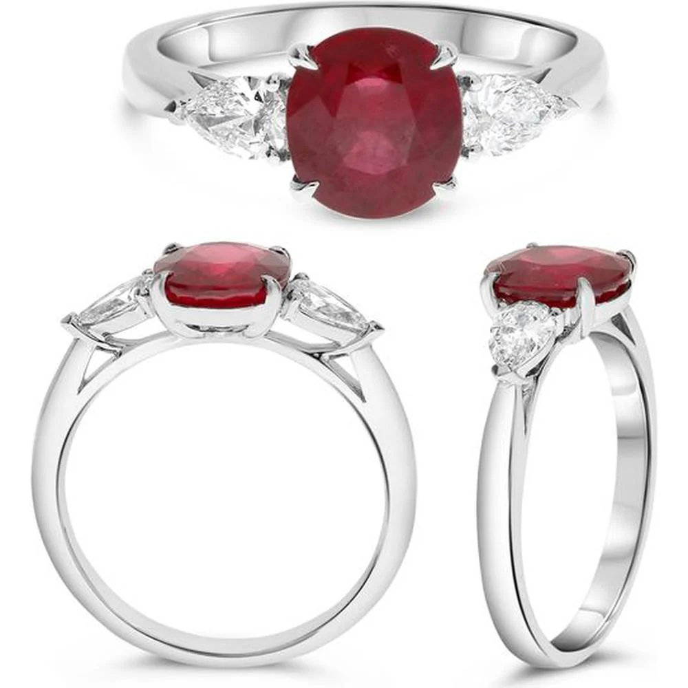 Roman & Jules - Platinum Three-Stone Ring with Oval Ruby and Pear-Shaped Diamond Accents - 2.81 Carat Ruby, 0.47 Carat Diamond Total Weight