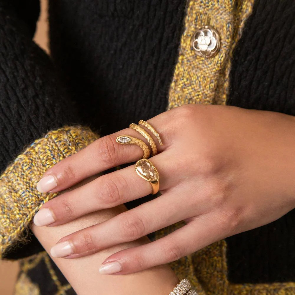 Ruchi New York - Vibora Diamond Wrap Ring in 18K Yellow Gold - Image 4