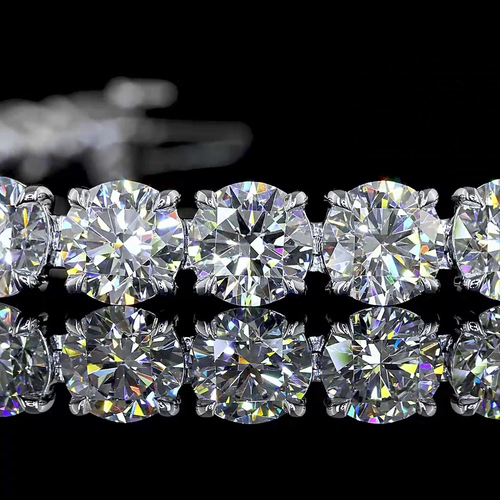 Silver Tennis Bracelet with 32 Round Lab Grown Diamonds - 16.09 Carat Total Weight, E-F Color VS1 Clarity - Covaloro Fine Jewelry - Image 2