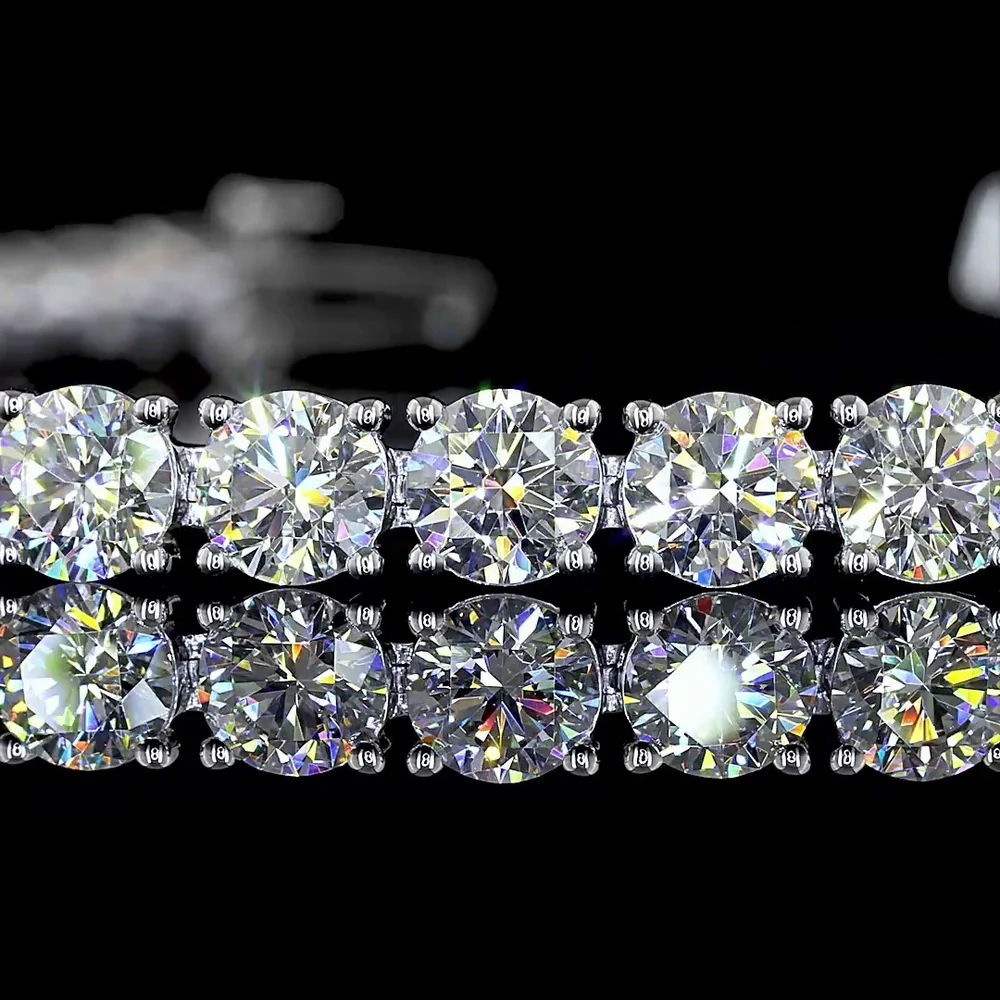 Silver Tennis Bracelet with 39 Round Brilliant Cut Lab Grown Diamonds - 9.86 Carat Total Diamond Weight, E-F Color VS2 Clarity - Covaloro Fine Jewelry - Image 2
