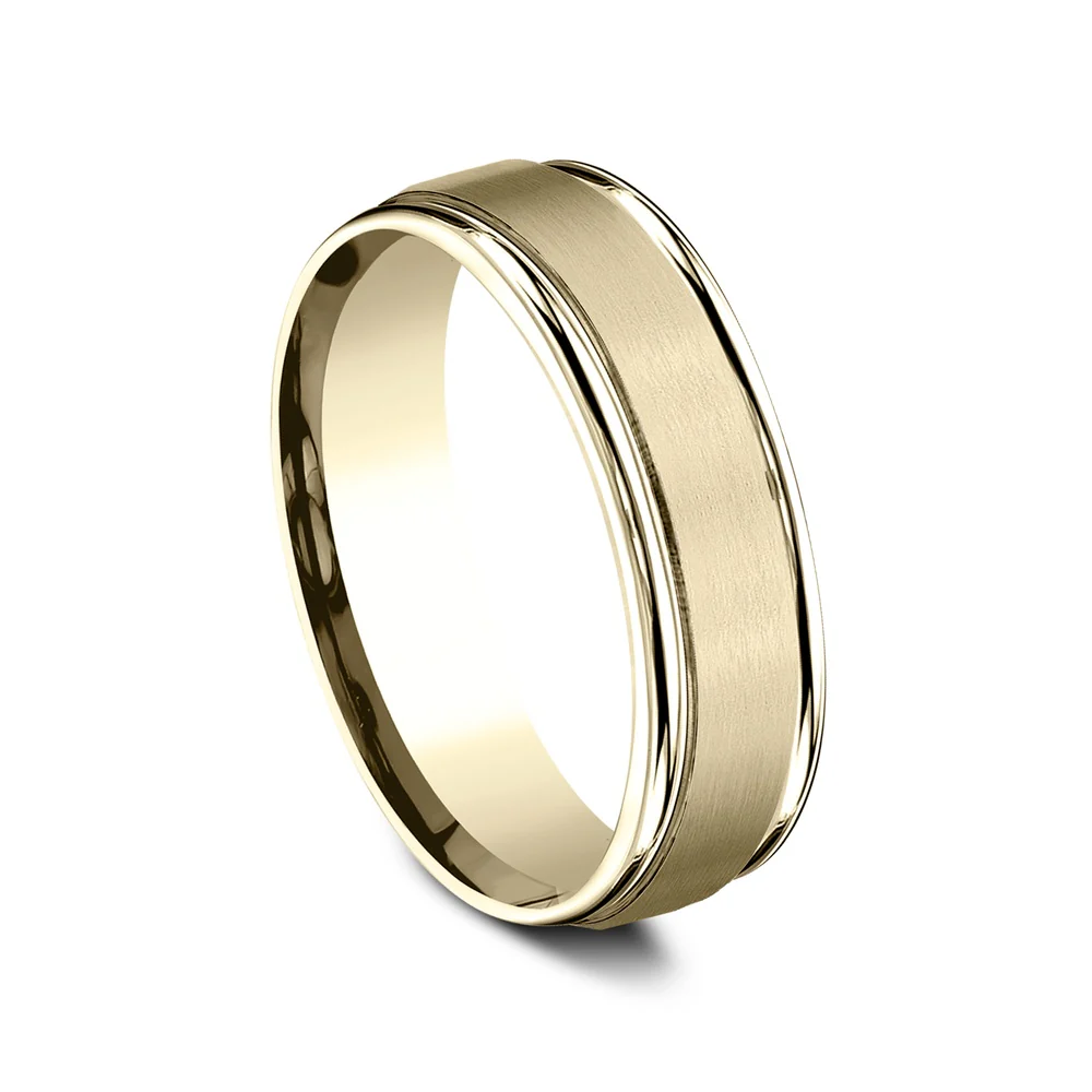 The Arcadia Men's Wedding Band in 14K Yellow Gold - 6.5mm by Benchmark - Image 2