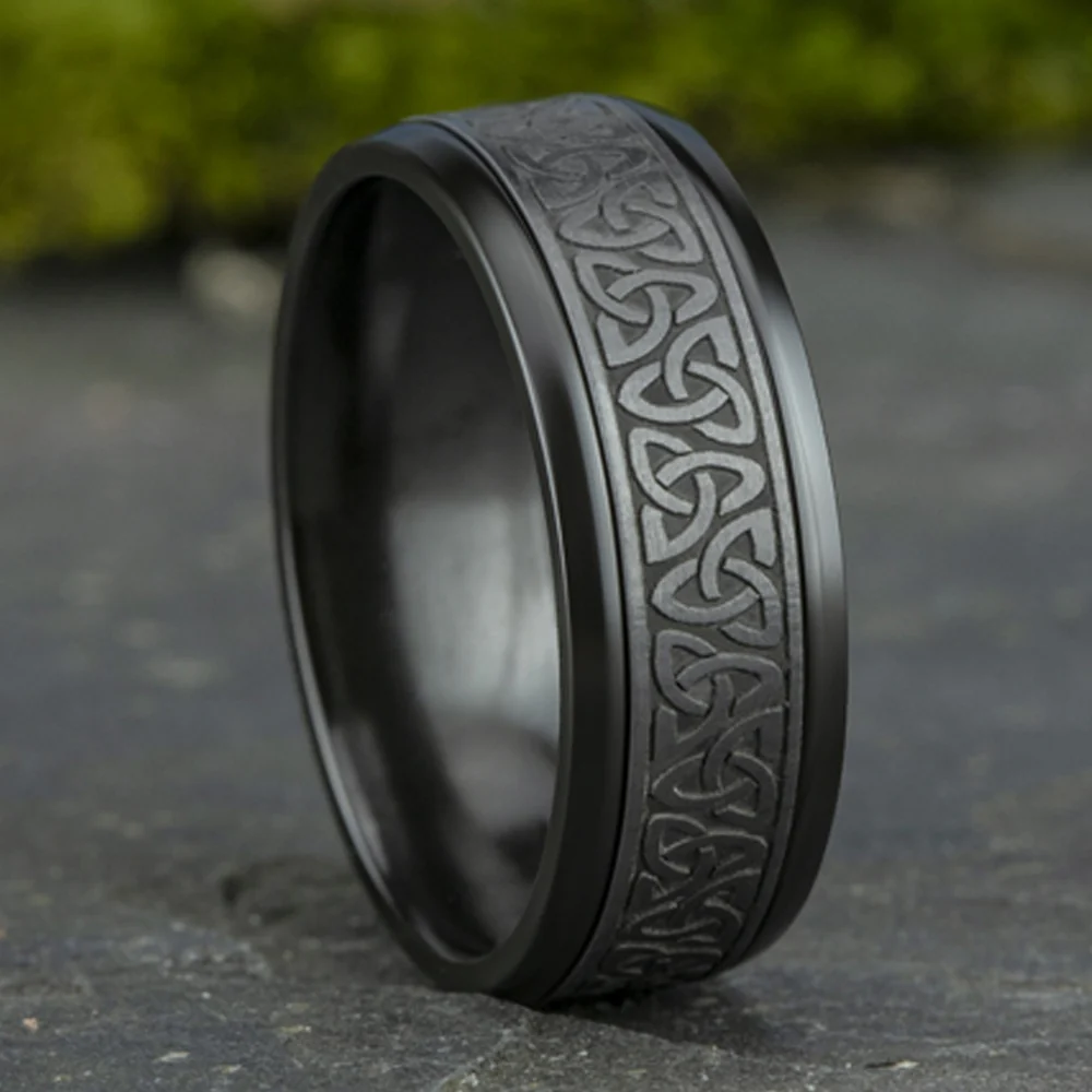 The Galway Men's Wedding Band in Grey Tantalum and Black Titanium - 8mm Width by Tantalum - Image 4