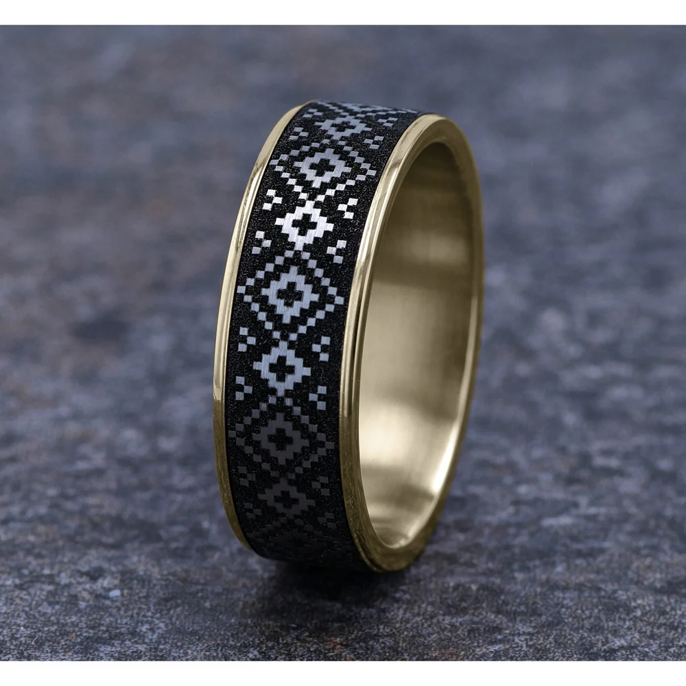 The Isle Men's Wedding Band in 14K Yellow Gold and Grey/Black Titanium - 7.5mm Width by Brook and Branch - Image 4